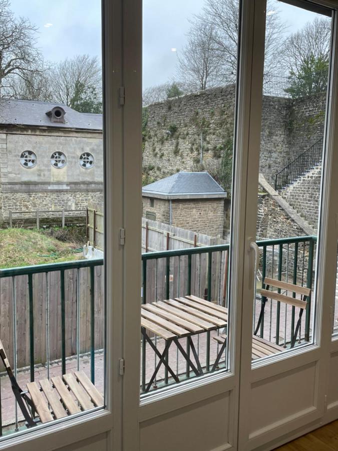 Au Balcon De La Basilique Leilighet Boulogne-sur-Mer Eksteriør bilde
