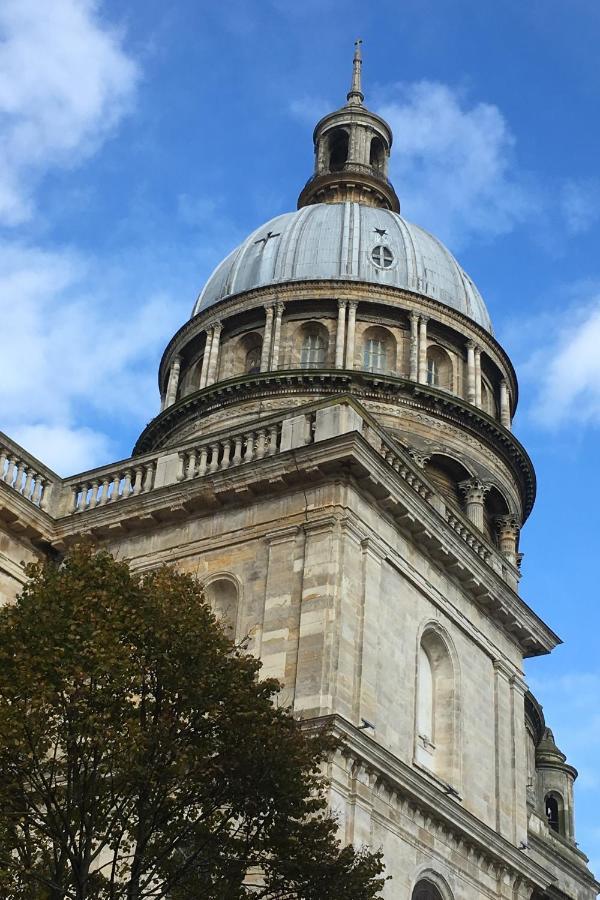 Au Balcon De La Basilique Leilighet Boulogne-sur-Mer Eksteriør bilde